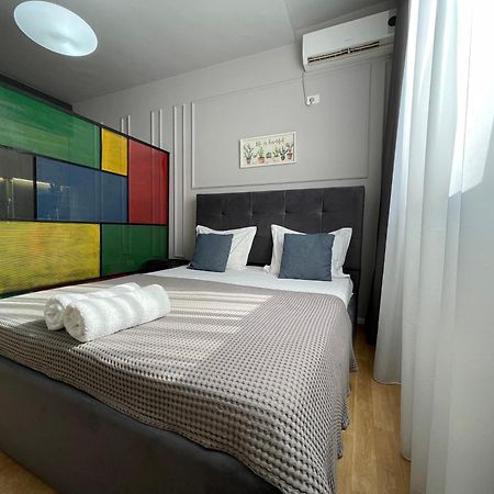 טיראנה Myslym Shyri'S Apartments מראה חיצוני תמונה