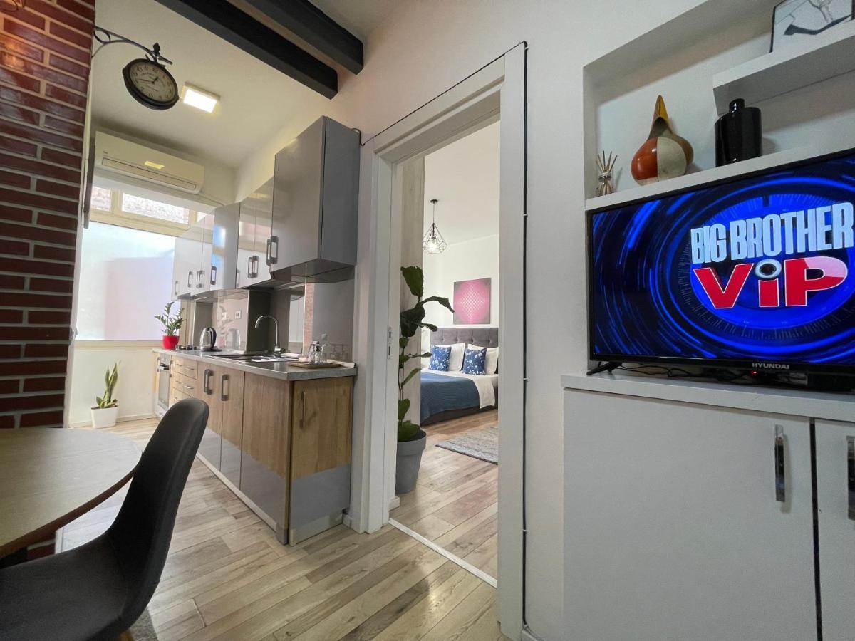 טיראנה Myslym Shyri'S Apartments מראה חיצוני תמונה