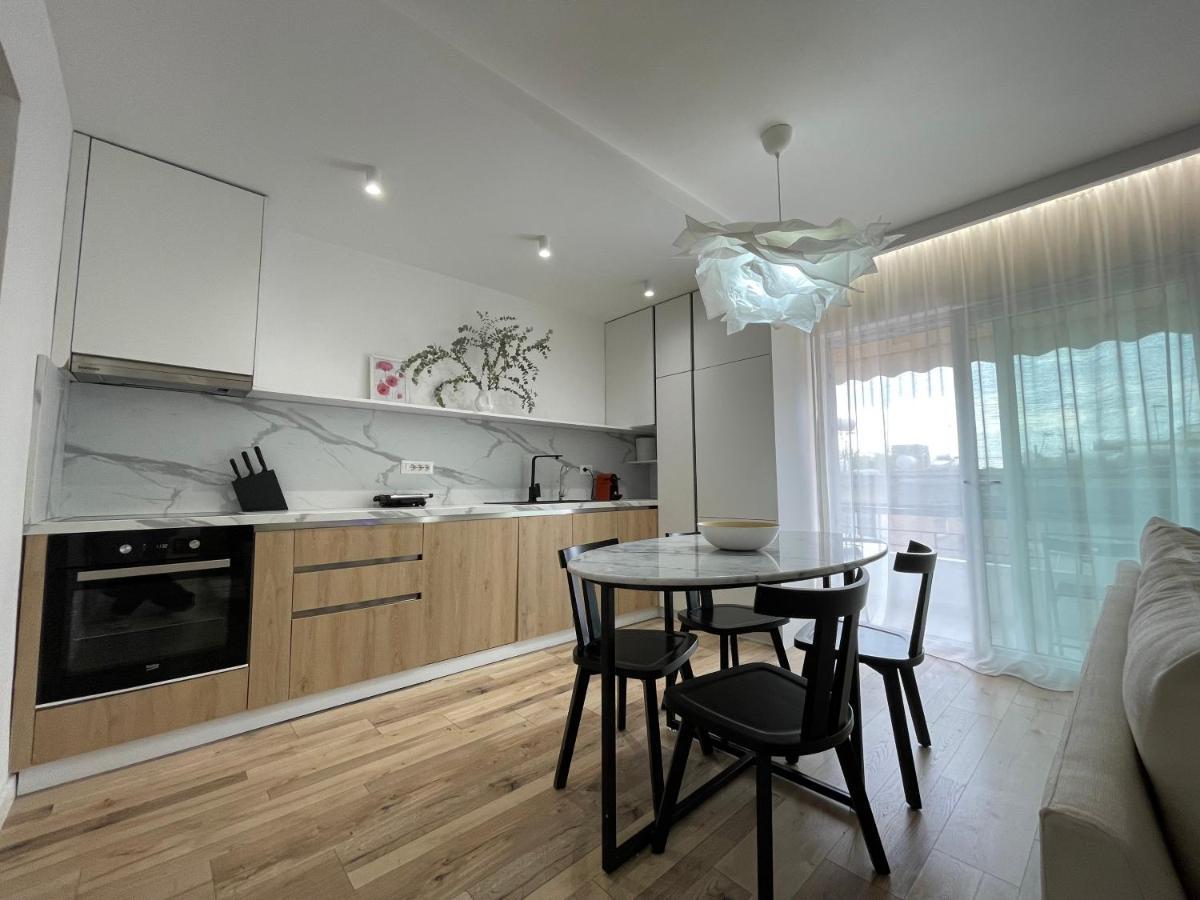 טיראנה Myslym Shyri'S Apartments מראה חיצוני תמונה