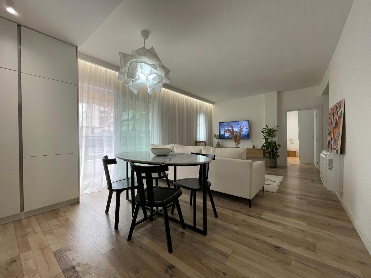 טיראנה Myslym Shyri'S Apartments מראה חיצוני תמונה