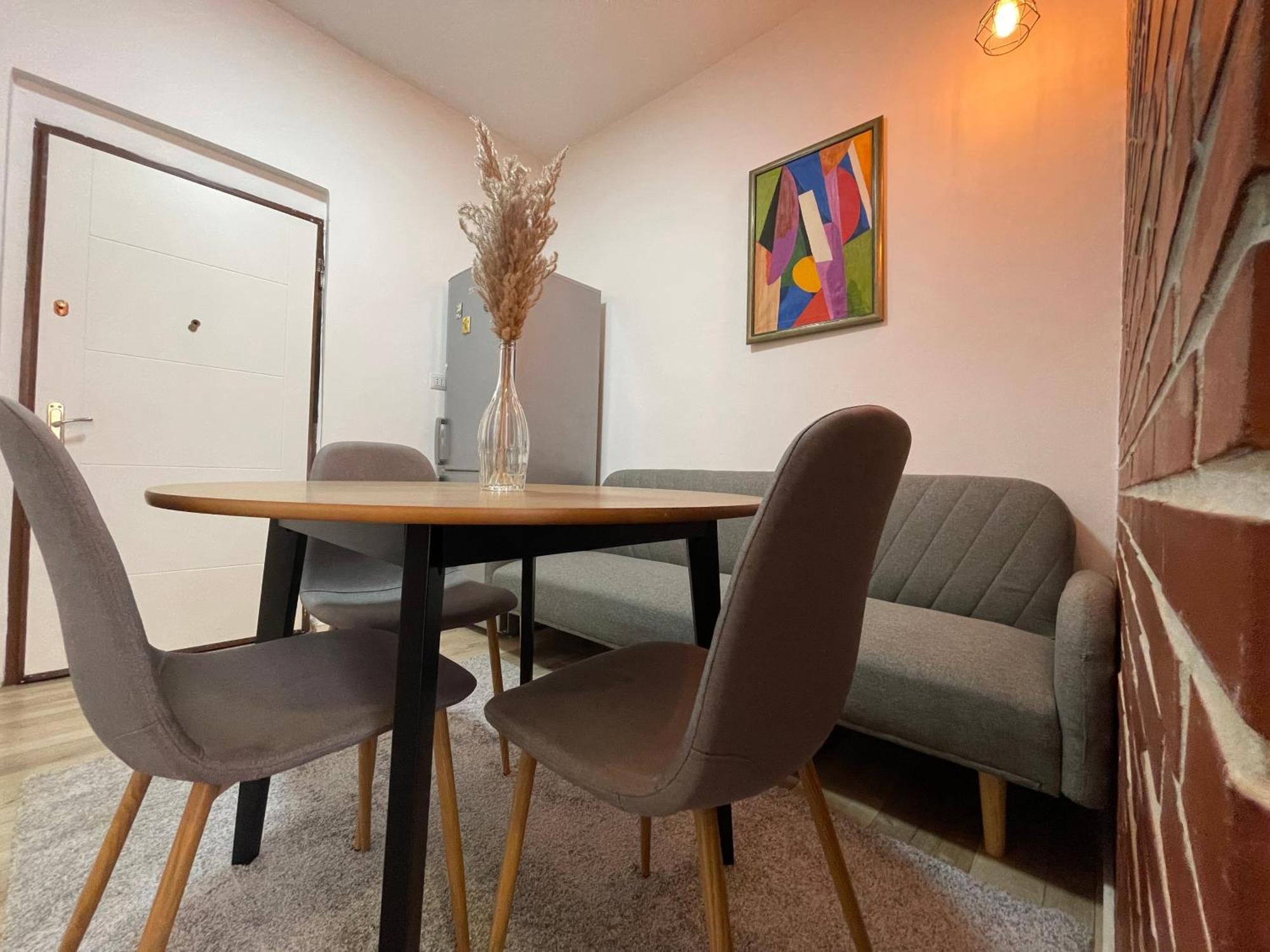 טיראנה Myslym Shyri'S Apartments חדר תמונה