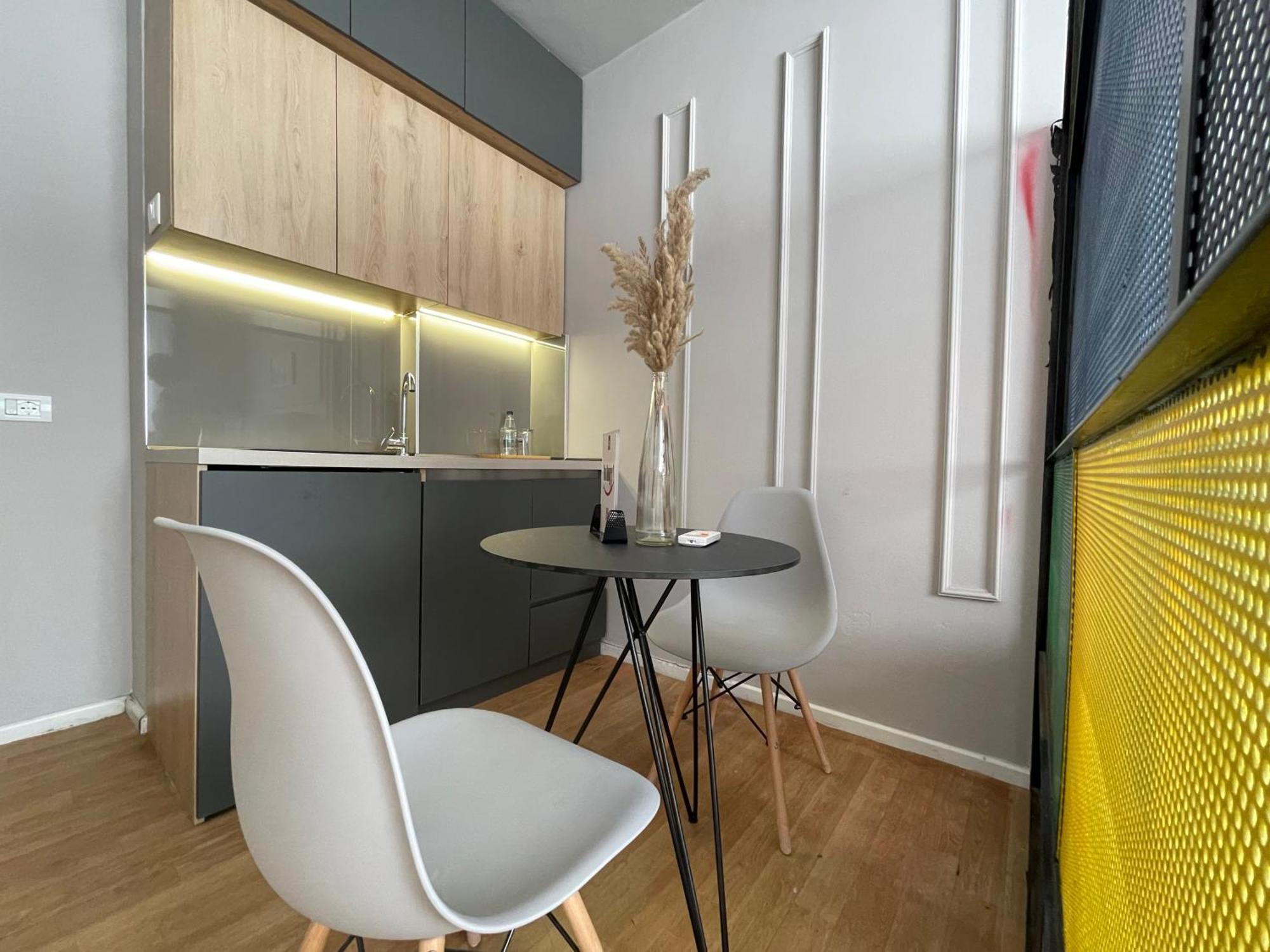טיראנה Myslym Shyri'S Apartments מראה חיצוני תמונה